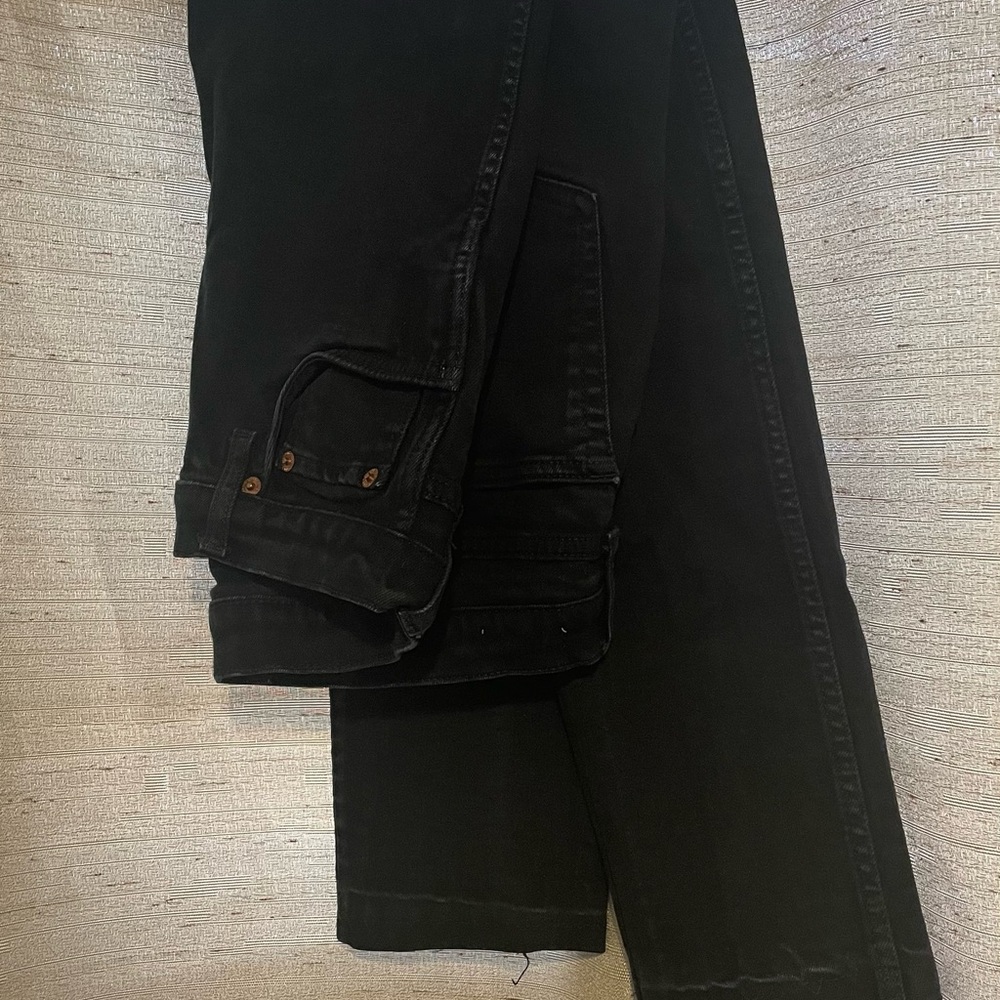 Women’s Black Jeans